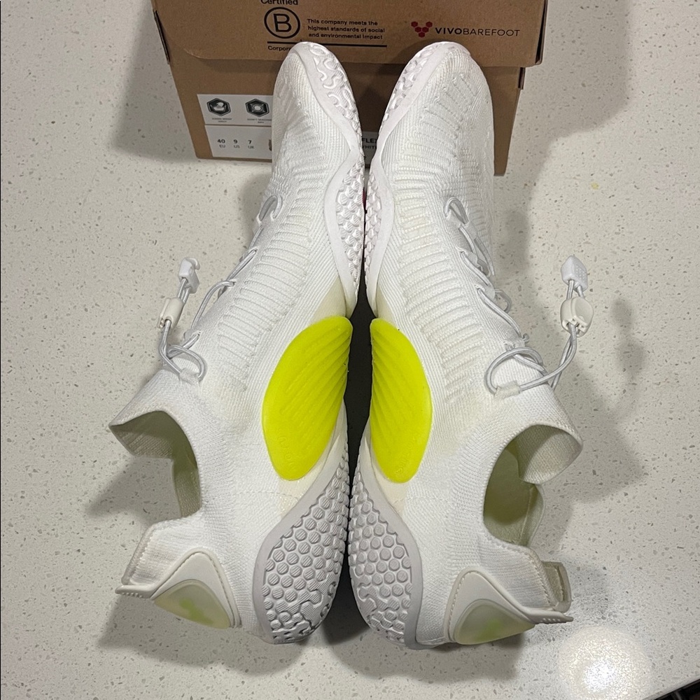 Vivobarefoot Motus Flex White Sneakers - Picture 4 of 6